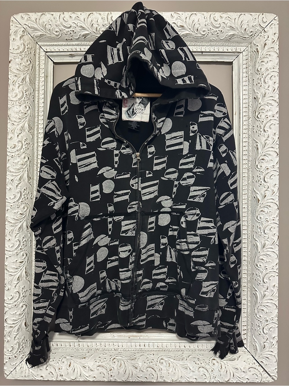Thrashed!!! Y2K Volcom AOP Hoodie. Size M